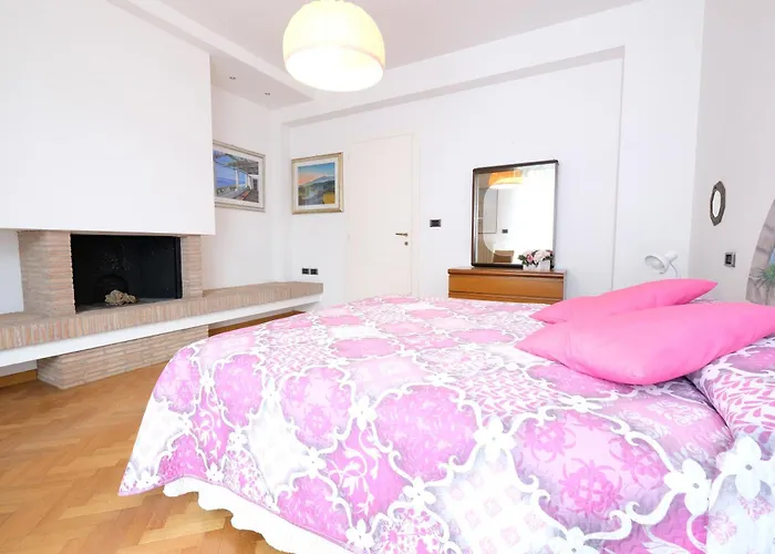 Διαμέρισμα Lady - Pineto